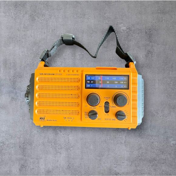 Solar Crank CR1009 NOAA Emergency Weather Alert Radio W/ AM/FM/SW Broadcast - Picture 5 of 8